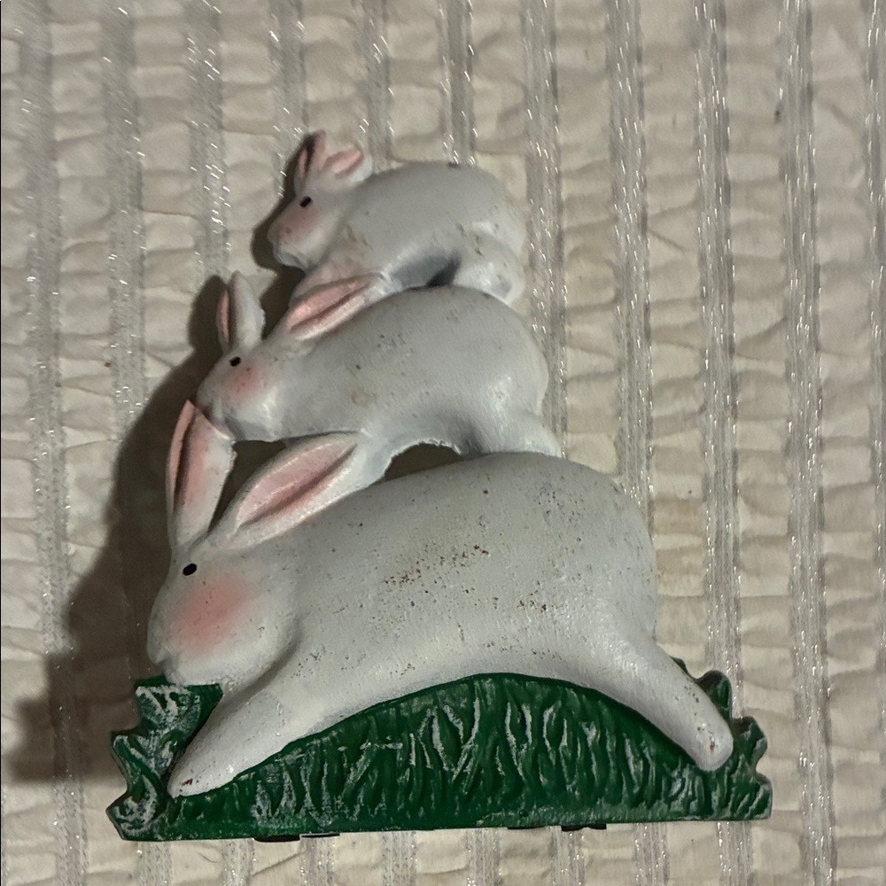 White Rabbit Cast Iron Door Stop with Green Grass Base